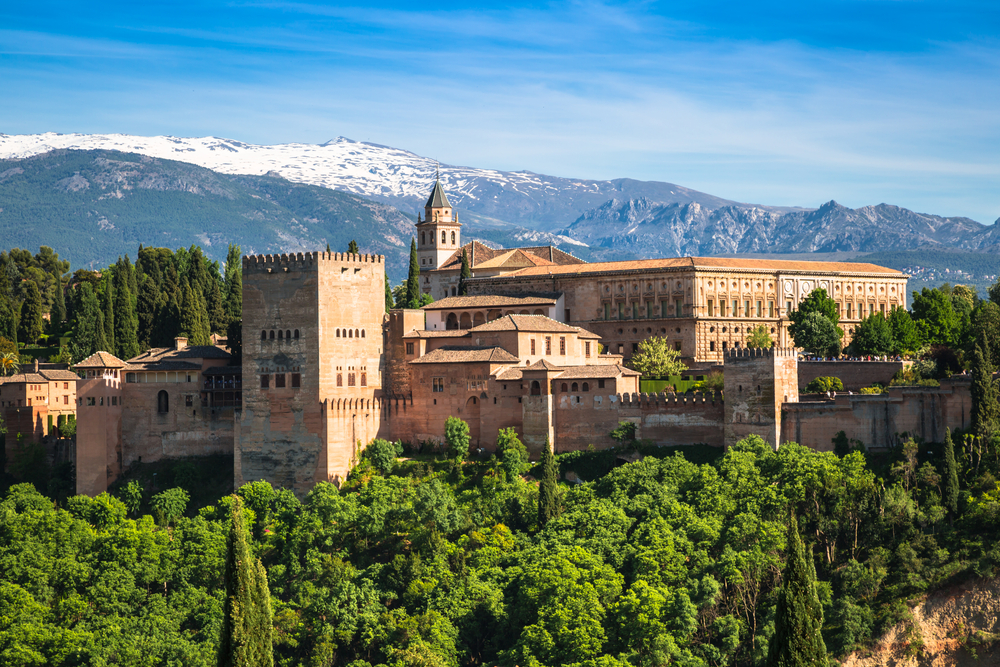 Alhambra Granada Spanje shutterstock 336721367, bezienswaardigheden in Napels