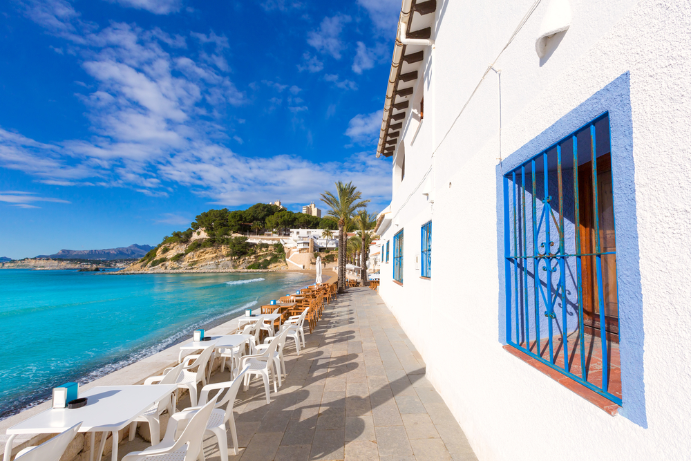 El Portet Beach Moraria Costa Blanca Spanjeshutterstock 180559376