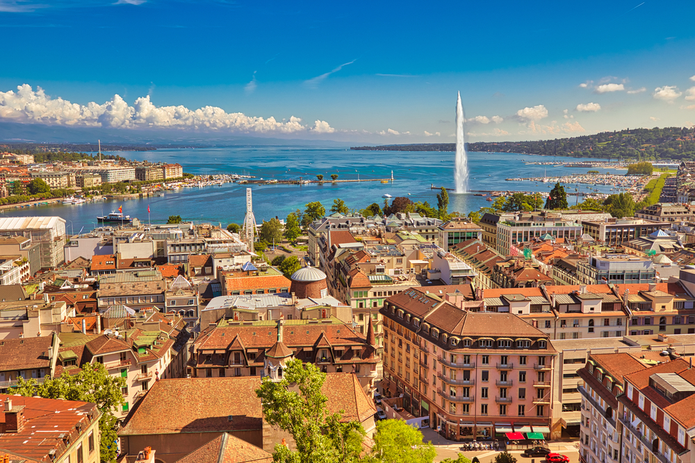 Geneve Zwitserland shutterstock 1907680825, mooiste plekken Zwitserland zomer