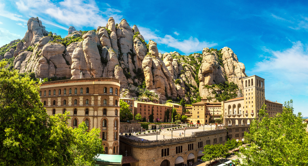 Montserrat barcelona shutterstock 628801775, stranden Spanje