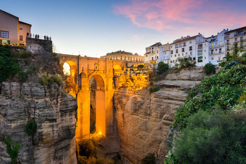 Ronda Spanje shutterstock 293469569, bezienswaardigheden in Napels