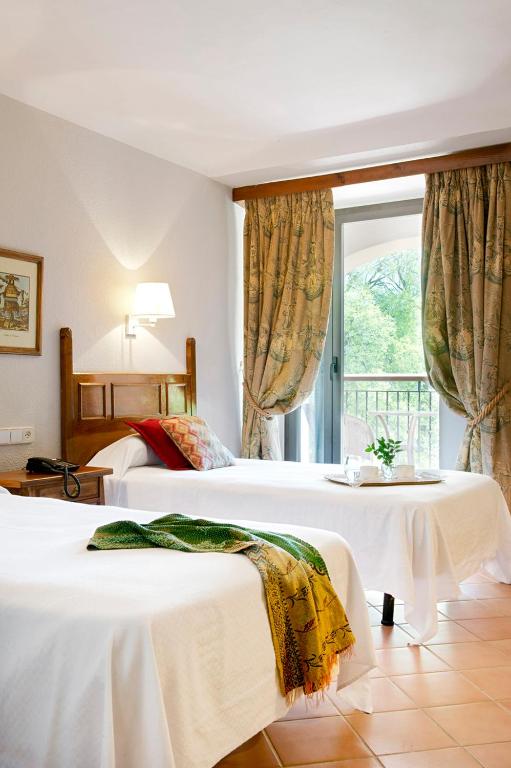 Hotel Monesterio De Piedra Booking