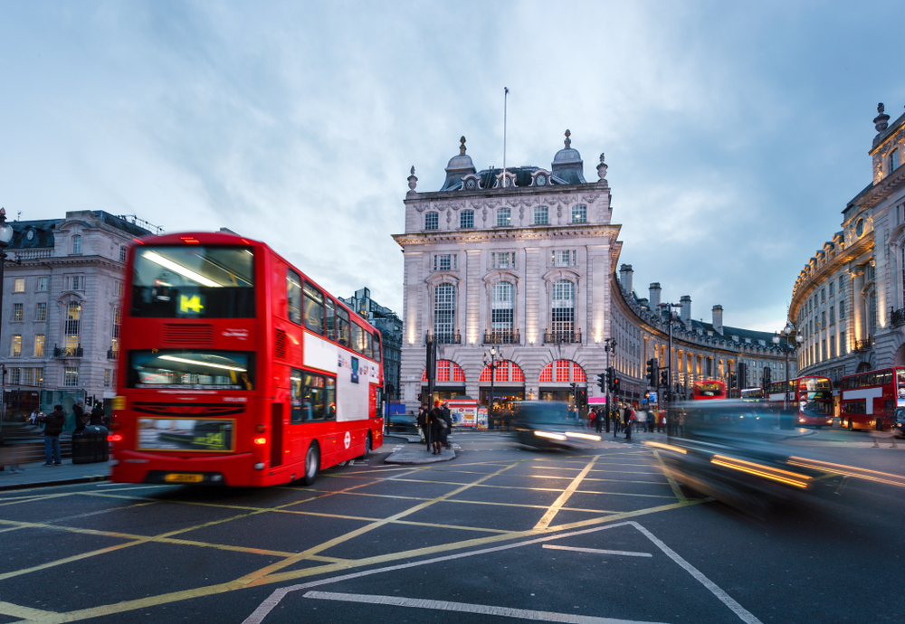 Piccadilly Circus 