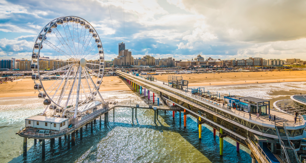 scheveningen stranden nederland shutterstock 1542783782, campings in Gelderland