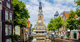 Alkmaar Noord Holland shutterstock 1138342877, natuurhuisjes aan zee Nederland