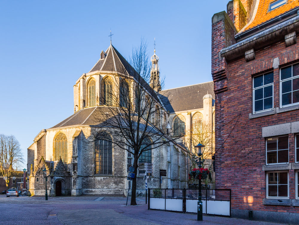 Grote Sint Laurenskerk Alkmaar shutterstock 1037555365, campings in Gelderland