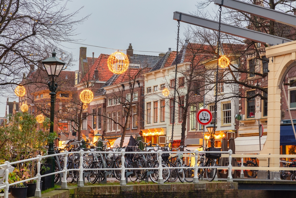 winkelen alkmaar shutterstock 2080178482, campings in Gelderland